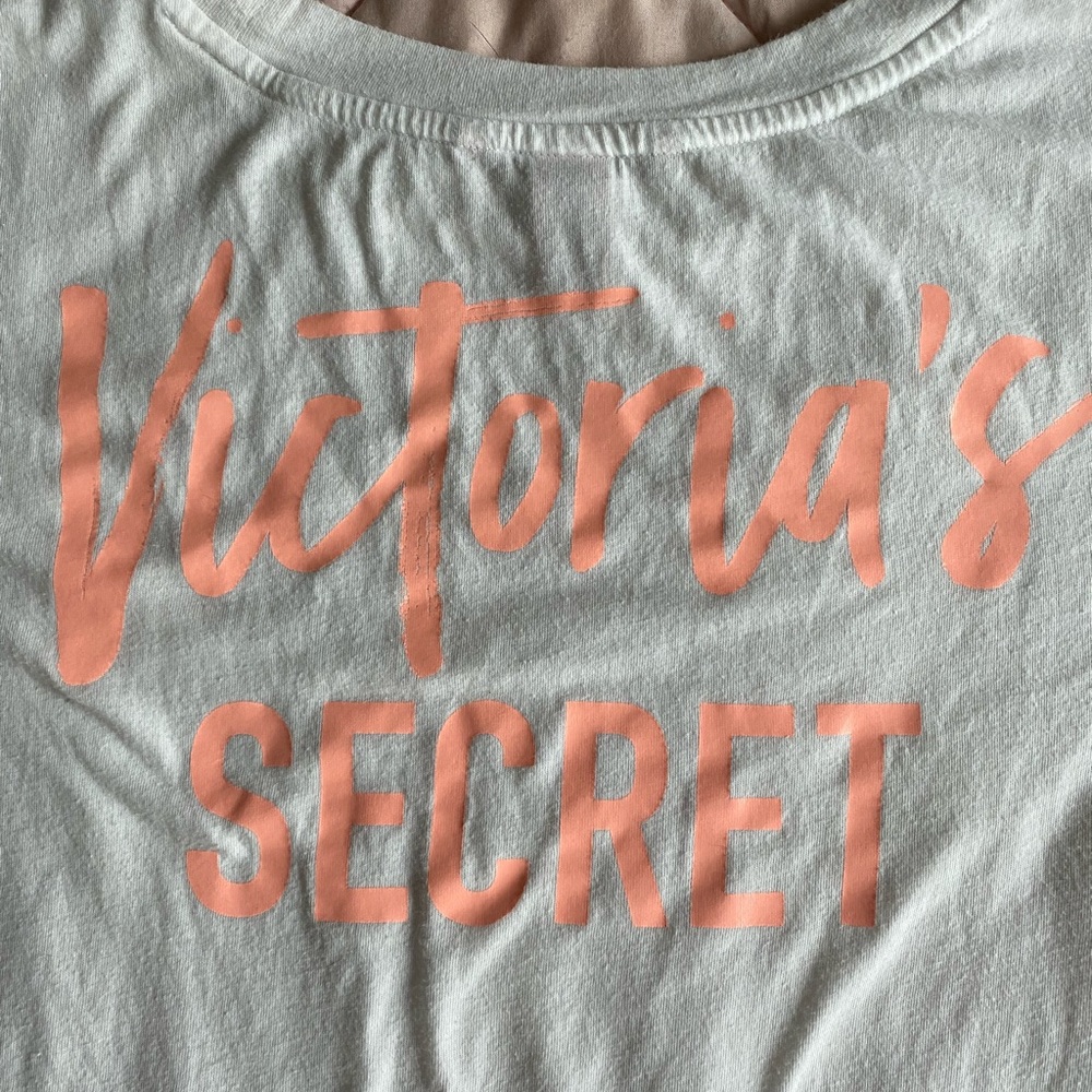 VS T-shirt